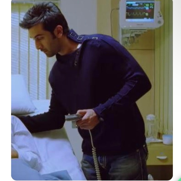 Looking for this sweatshirt. Please let me know if you any what brand is this - Picture 1 of 3